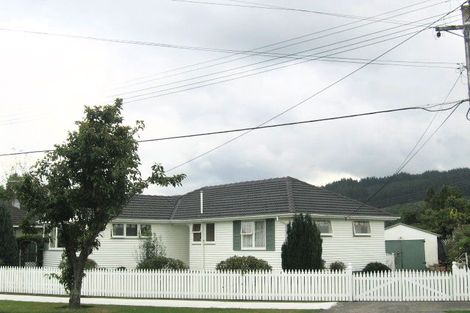 Photo of property in 97 Fraser Crescent, Elderslea, Upper Hutt, 5018