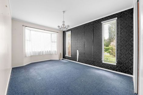 Photo of property in 77 Foster Road, Temple View, Hamilton, 3290