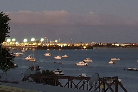 Photo of property in 11 First Avenue, Tauranga, 3110