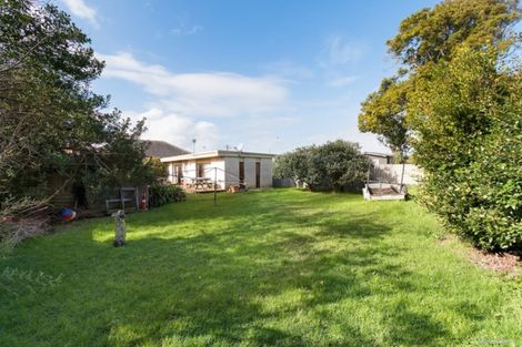 Photo of property in 6 Pandora Place, Pakuranga, Auckland, 2010