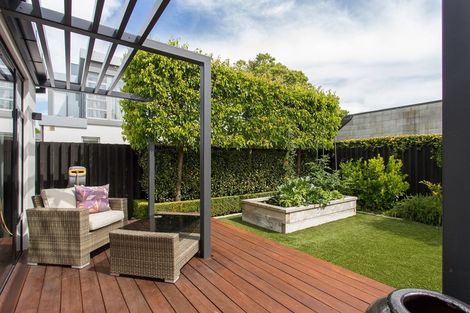 Photo of property in 47 Winchester Street, Merivale, Christchurch, 8014