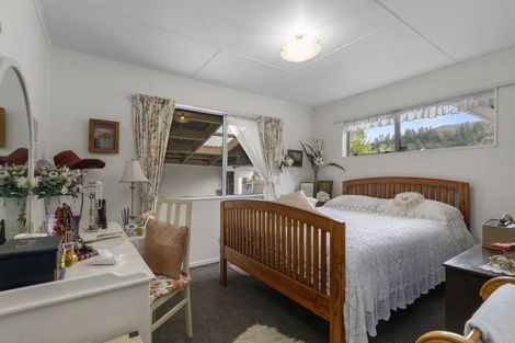 Photo of property in 298 Wellington Road, Wainuiomata, Lower Hutt, 5014