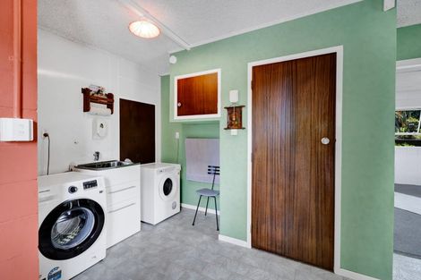 Photo of property in 39 Oberon Street, Stratford, 4332