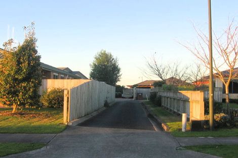 Photo of property in 35 Diomede Glade, Flagstaff, Hamilton, 3210