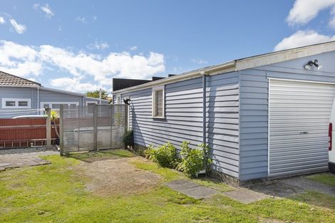 Photo of property in 65 Cloten Road, Stratford, 4332