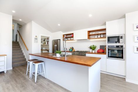 Photo of property in 39 Gaine Street, New Plymouth, 4310