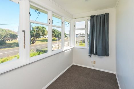 Photo of property in 90 Harper Street, Gonville, Whanganui, 4501