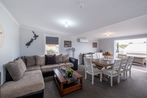 Photo of property in 9 Victoria Street, Hawera, 4610