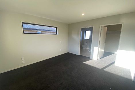 Photo of property in 33 Fearne Drive, Woodend, 7610