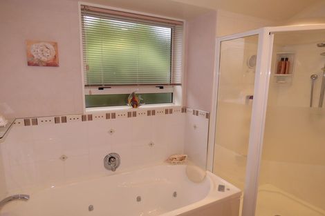 Photo of property in 51 Vogel Place, Waikiwi, Invercargill, 9810