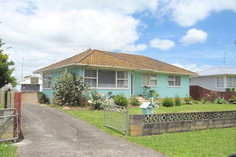 Photo of property in 14 Tairere Crescent, Rosehill, Papakura, 2113