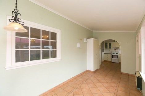 Photo of property in 244 Saint Aubyn Street, New Plymouth, 4310
