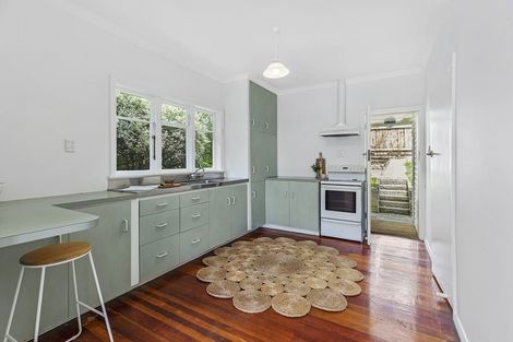 Photo of property in 2 Chester Road, Tawa, Wellington, 5028