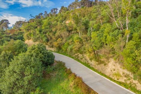 Photo of property in 25 Seaview Crescent, Picton, 7220