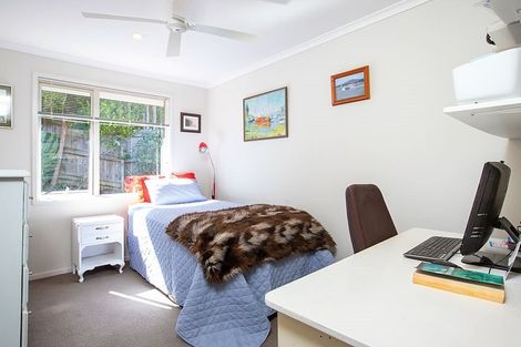 Photo of property in 9 Muncaster Road, Snells Beach, 0920