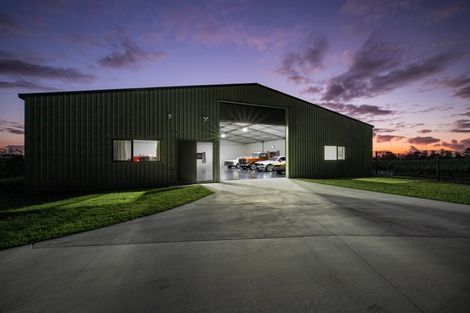 Photo of property in 129 Ostrich Farm Road, Pukekohe, 2676