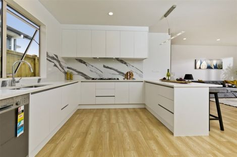 Photo of property in 58 Schoolside Road, Kumeu, 0810