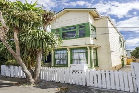 Photo of property in 24 Luxford Street, Berhampore, Wellington, 6023