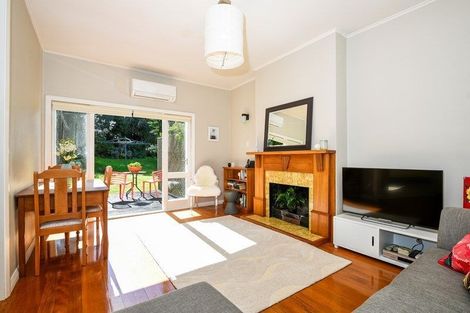 Photo of property in 81 Namata Road, One Tree Hill, Auckland, 1061