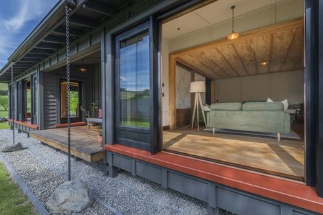 Photo of property in 302 Whitecliffs Road, Whitecliffs, Coalgate, 7673