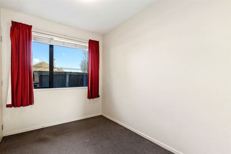 Photo of property in 4/123 Sawyers Arms Road, Northcote, Christchurch, 8052