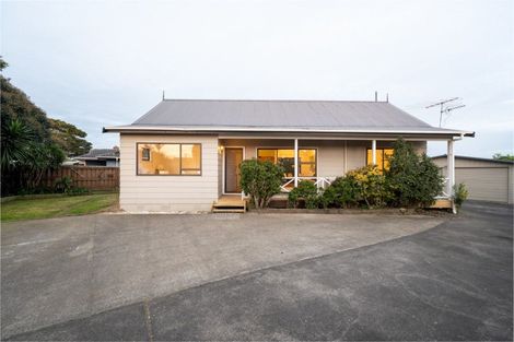 Photo of property in 8 Fortunes Road, Half Moon Bay, Auckland, 2012