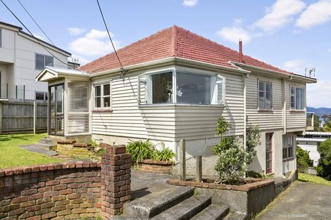 Photo of property in 34 Mandalay Terrace, Khandallah, Wellington, 6035