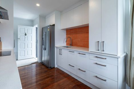 Photo of property in 61a Cobham Crescent, Kelston, Auckland, 0602