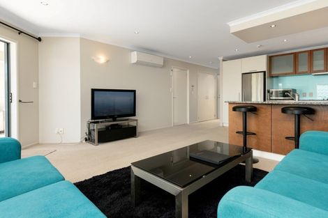 Photo of property in 102/178 Marine Parade, Mount Maunganui, 3116