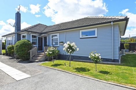 Photo of property in 7 Beth Street, Trentham, Upper Hutt, 5018