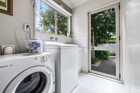 Photo of property in 66 Saint Andrews Terrace, St Andrews, Hamilton, 3200