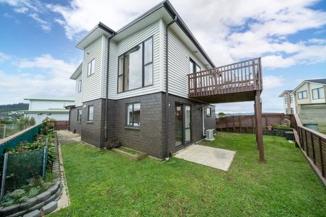 Photo of property in 85 Spenmoor Street, Newlands, Wellington, 6037