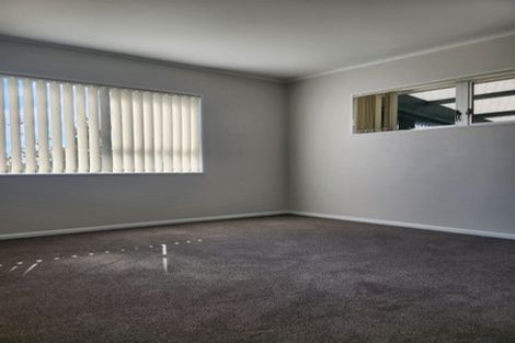 Photo of property in 1 Margan Place, Red Hill, Papakura, 2110