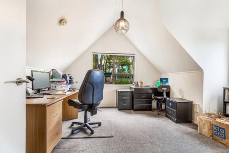 Photo of property in 2/32 Palliser Lane, Browns Bay, Auckland, 0630