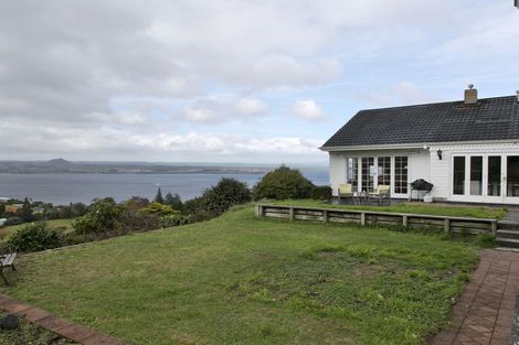 Photo of property in 34 Mapara Road, Acacia Bay, Taupo, 3385