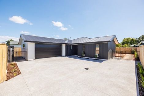 Photo of property in 5a Belvedere Crescent, Takaro, Palmerston North, 4412