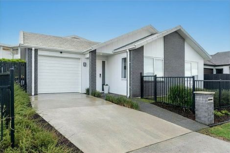 Photo of property in 13 Temepara Drive, Temple View, 3218
