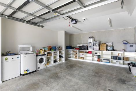 Photo of property in 81 Melbourne Road, Island Bay, Wellington, 6023