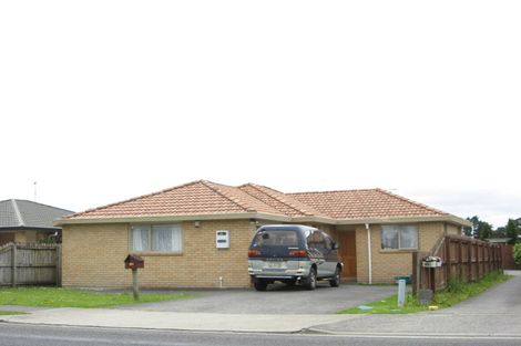 Photo of property in 98 Manuroa Road, Takanini, 2112