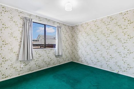 Photo of property in 1/24 Edwin Freeman Place, Ranui, Auckland, 0612