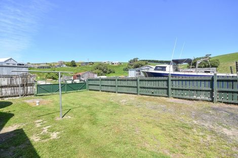 Photo of property in 2 Moturata Road, Taieri Beach, Brighton, 9091