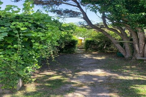 Photo of property in 12 Ruahine Street, Paraparaumu, 5032