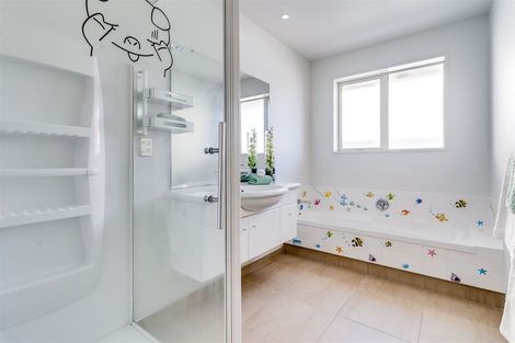 Photo of property in 9 Eliza Place, Aidanfield, Christchurch, 8025