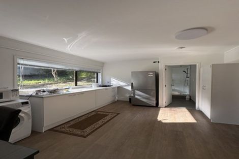 Photo of property in 14 Oaktree Avenue, Browns Bay, Auckland, 0630