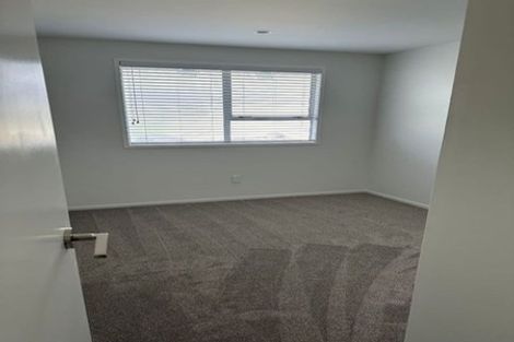 Photo of property in 115 Kemp Road, Massey, Auckland, 0614