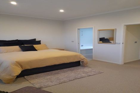 Photo of property in The Strand, 3/16 Ronald Street, Strandon, New Plymouth, 4312