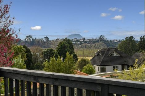 Photo of property in 28 Woodford Avenue, Brookfield, Tauranga, 3110