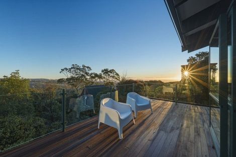 Photo of property in 168 Dyers Pass Road, Cashmere, Christchurch, 8022