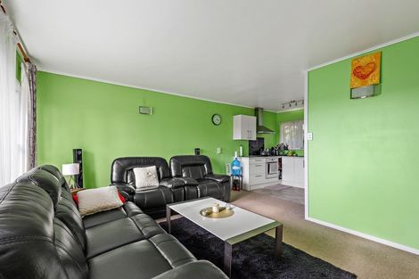 Photo of property in 4/9 Moana Avenue, Belmont, Auckland, 0622