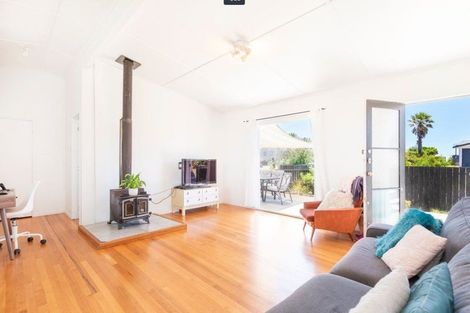 Photo of property in 126 Pukehina Parade, Pukehina, Te Puke, 3189